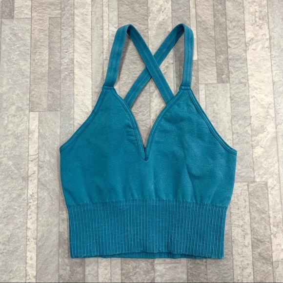 Free People Movement || Good Karma Crop - Picture 2 of 8